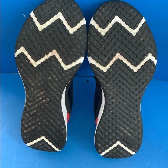 Nike Mens Revolution 5 BQ3204-003 Black Red Running Shoes Sneakers Size 10 - Picture 7 of 8